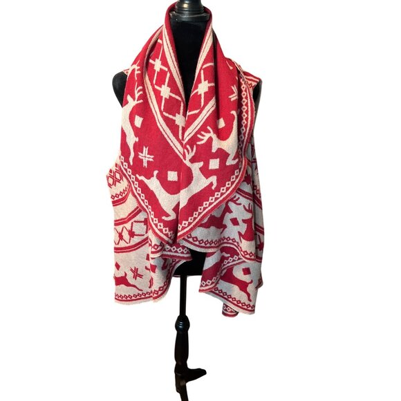 Charlie Paige circle cape with Reindeer Christmas Fair Aisle Poncho - Picture 1 of 6